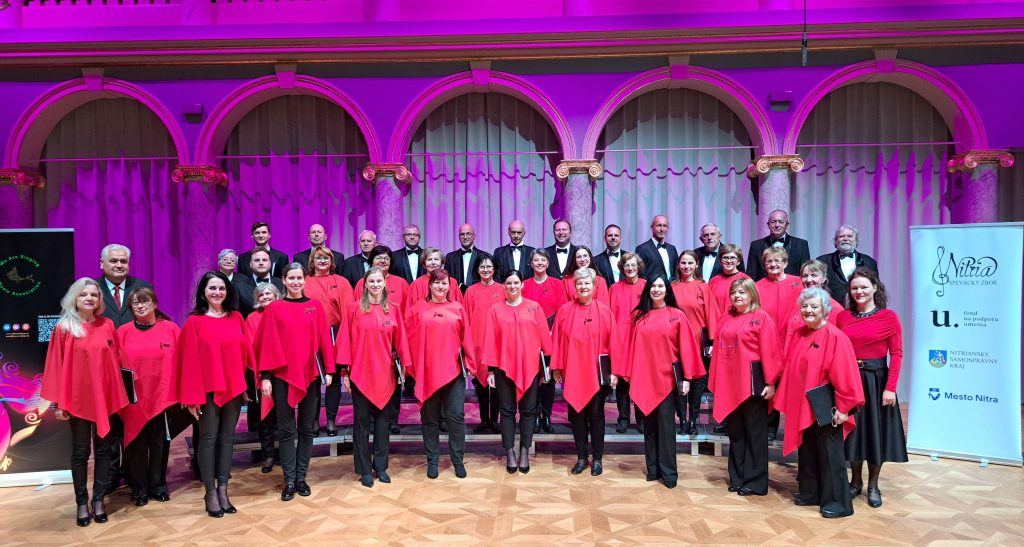 Členovia speváckeho zbor Nitria