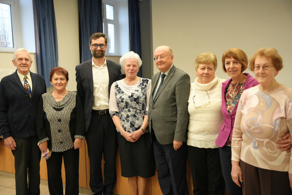 seniori s primátorom