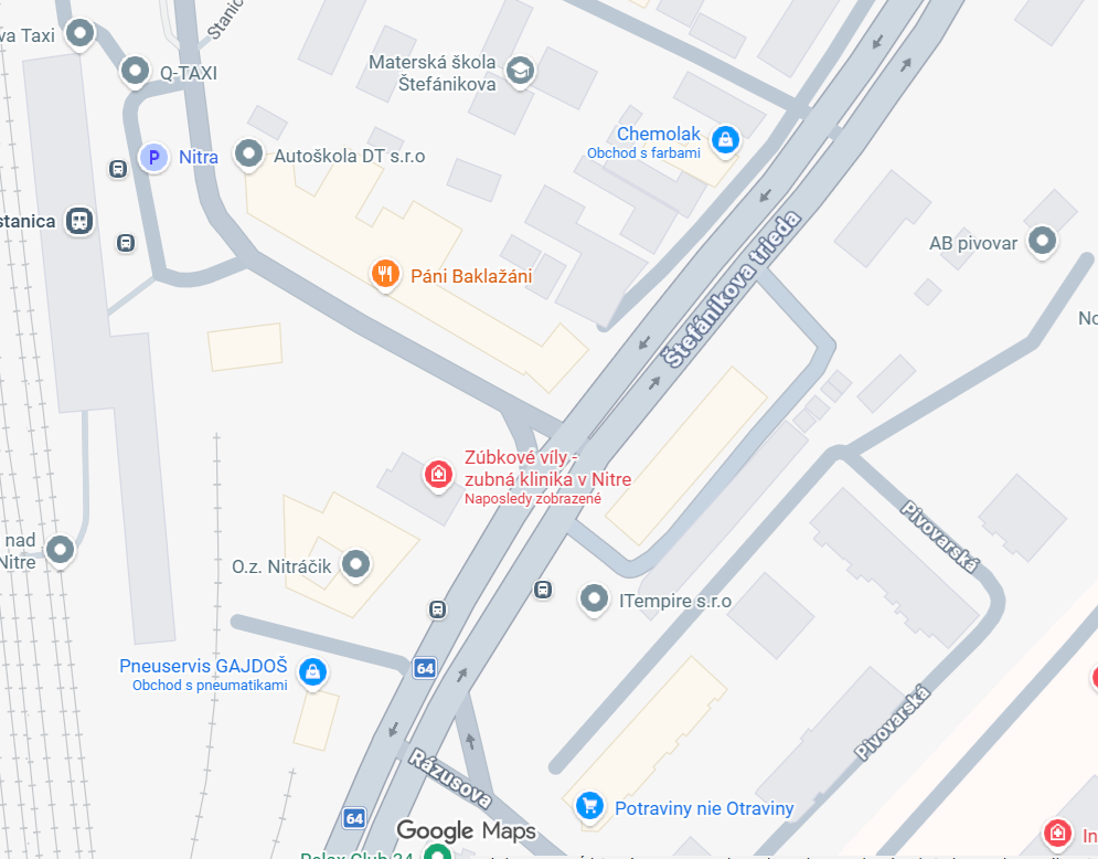 Google mapy: križovatka Štefánikova x Rázusova