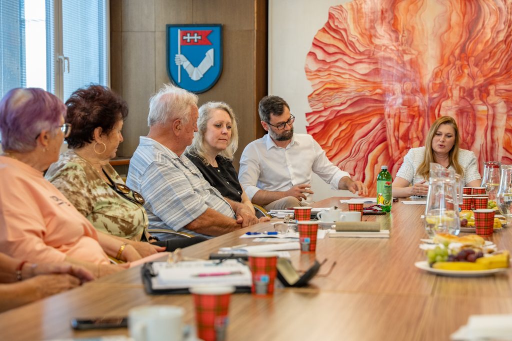 rada seniorov